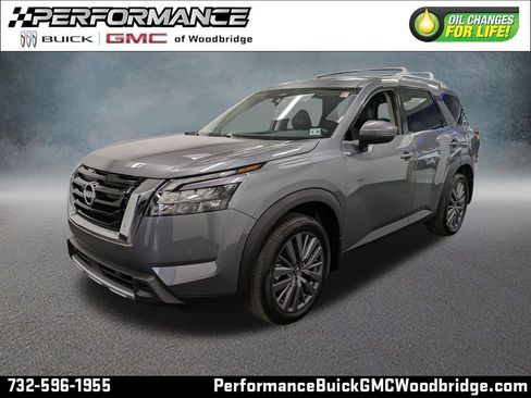 Used 2025 Nissan Pathfinder SL w/ SL Premium Package image 1