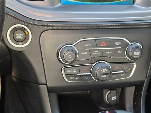 Used 2023 Dodge Charger R/T w/ Plus Group image 34