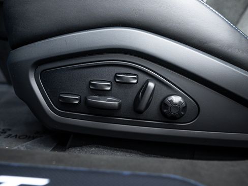 New 2025 Porsche Taycan Turbo GT image 22