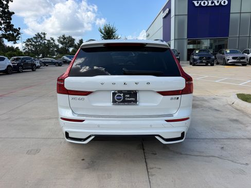 Certified 2024 Volvo XC60 B5 Plus w/ Protection Package Premier AWD/4WD image 5