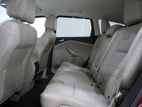 Used 2015 Ford Escape SE w/ SE Chrome Package image 22