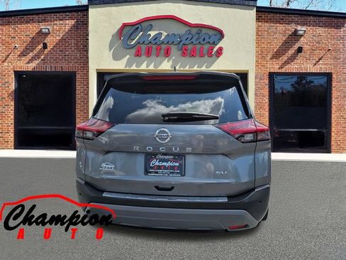 Used 2021 Nissan Rogue SV FWD image 5