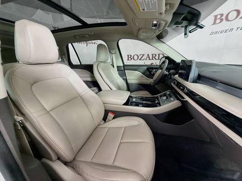 Certified 2023 Lincoln Aviator 2WD w/ Premium Package image 35