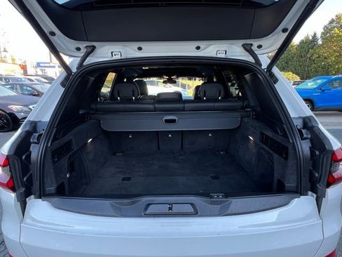 Used 2023 BMW X5 xDrive45e image 25