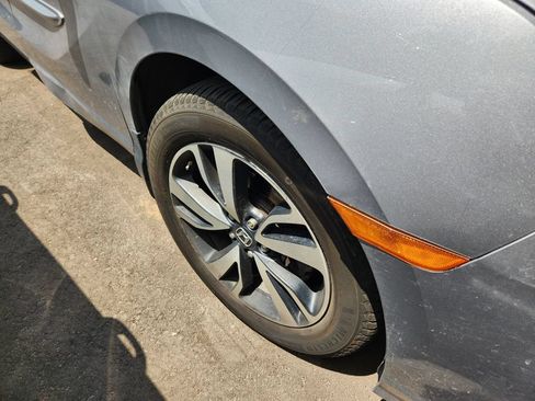 Used 2018 Honda Odyssey Elite image 5