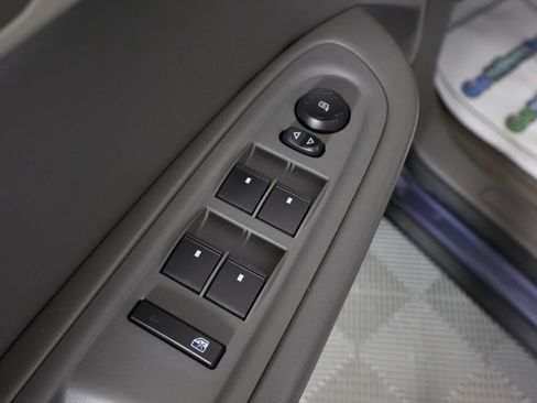 Used 2014 Chevrolet Traverse LS FWD image 29