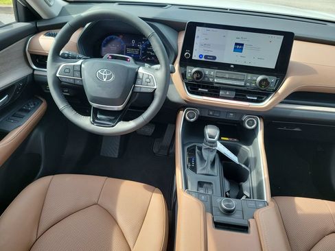 New 2026 Toyota Grand Highlander AWD image 26