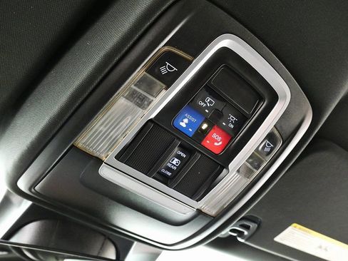 Used 2022 RAM 1500 Sport w/ Rebel Level 2 Equipment Group AWD/4WD image 33