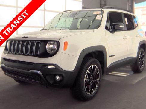 Used 2023 Jeep Renegade Latitude AWD/4WD image 1