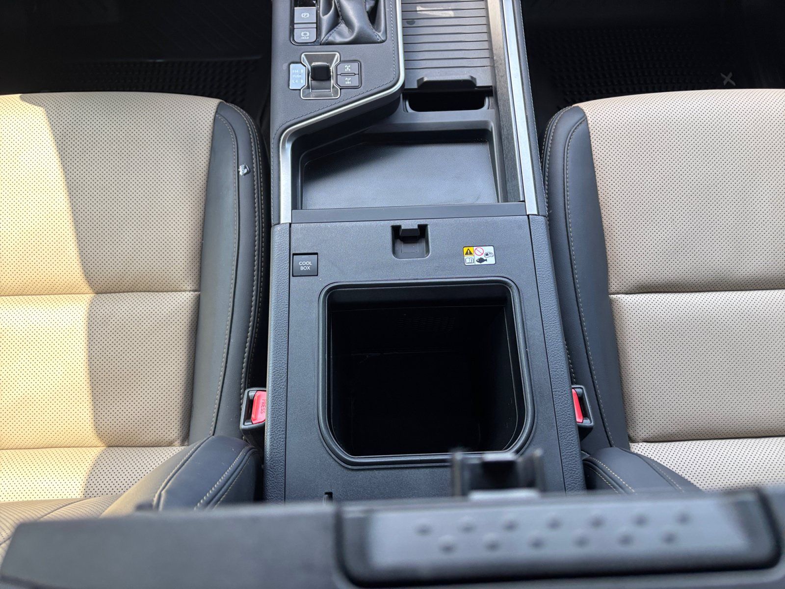 Used 2024 Lexus GX 550 AWD/4WD image 20