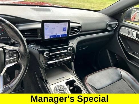 Used 2022 Ford Explorer ST-Line w/ Class IV Trailer Tow Package AWD/4WD image 22
