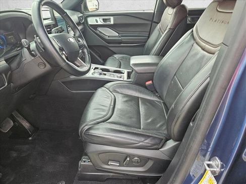Used 2020 Ford Explorer Platinum w/ Premium Technology Package image 13