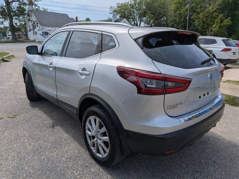 Used 2020 Nissan Rogue Sport SV w/ All-Weather Package AWD/4WD image 4