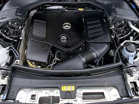 Used 2025 Mercedes-Benz C 300 4MATIC Sedan image 26