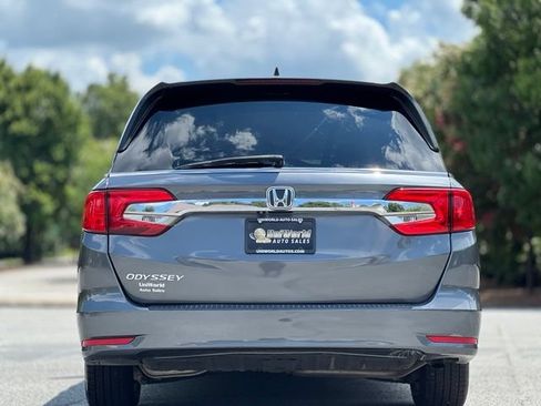 Used 2018 Honda Odyssey EX image 6