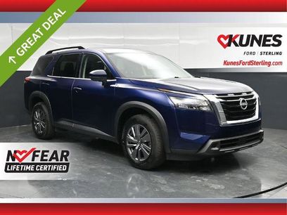 Used 2025 Nissan Pathfinder SV