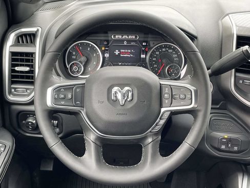 New 2026 RAM 3500 Big Horn AWD/4WD image 22