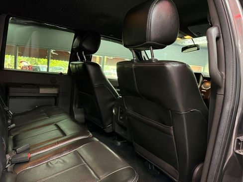 Used 2014 Ford F350 Lariat w/ Lariat Interior Package AWD/4WD image 19