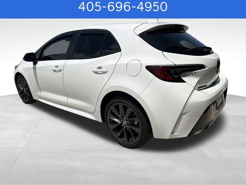 Used 2024 Toyota Corolla XSE FWD image 3