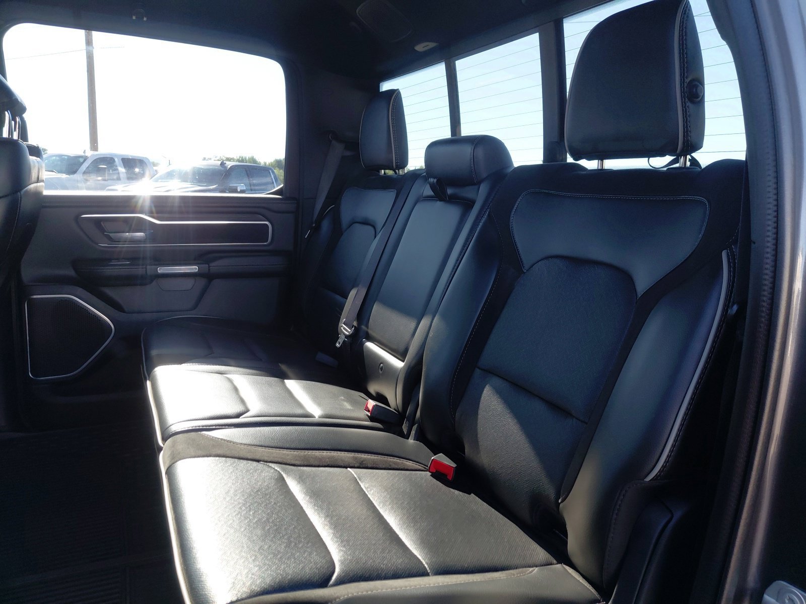 Used 2023 RAM 1500 Laramie AWD/4WD image 24
