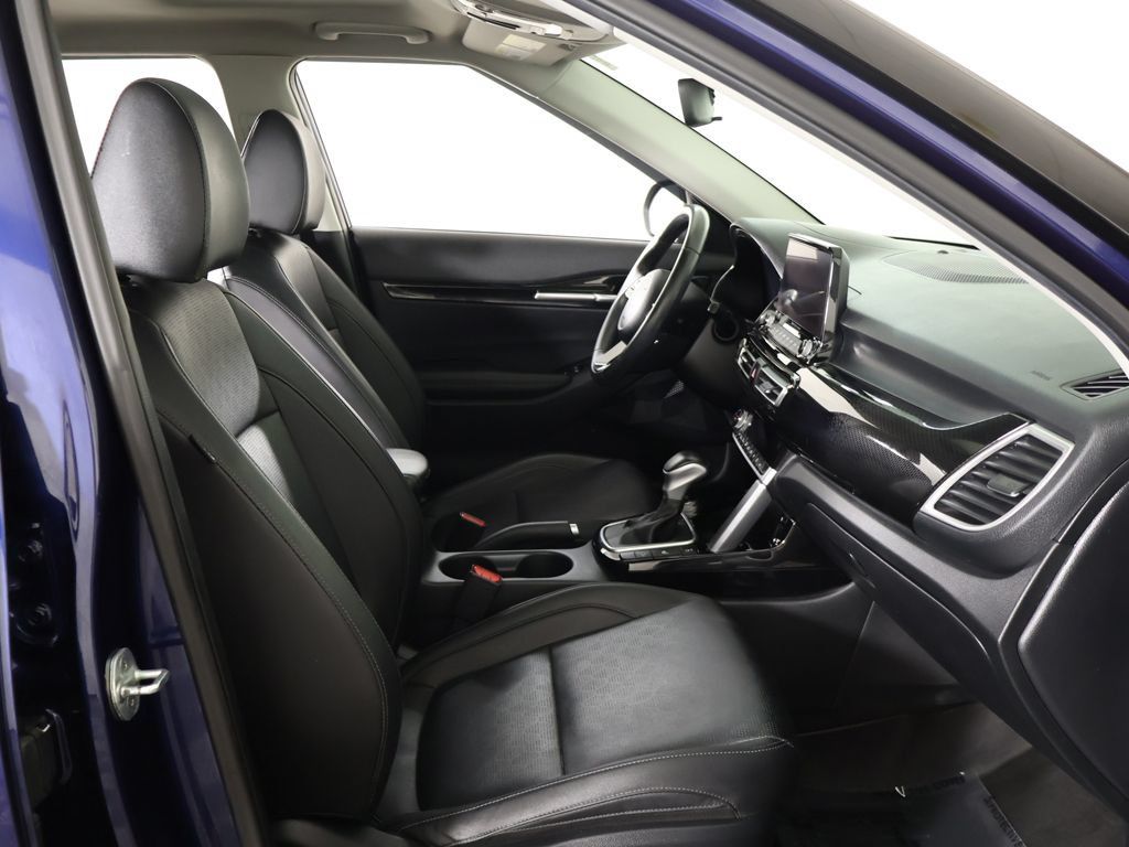 Used 2022 Kia Seltos EX AWD/4WD image 32