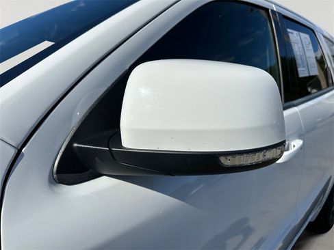 Used 2022 Dodge Durango R/T w/ Quick Order Package 22F image 11