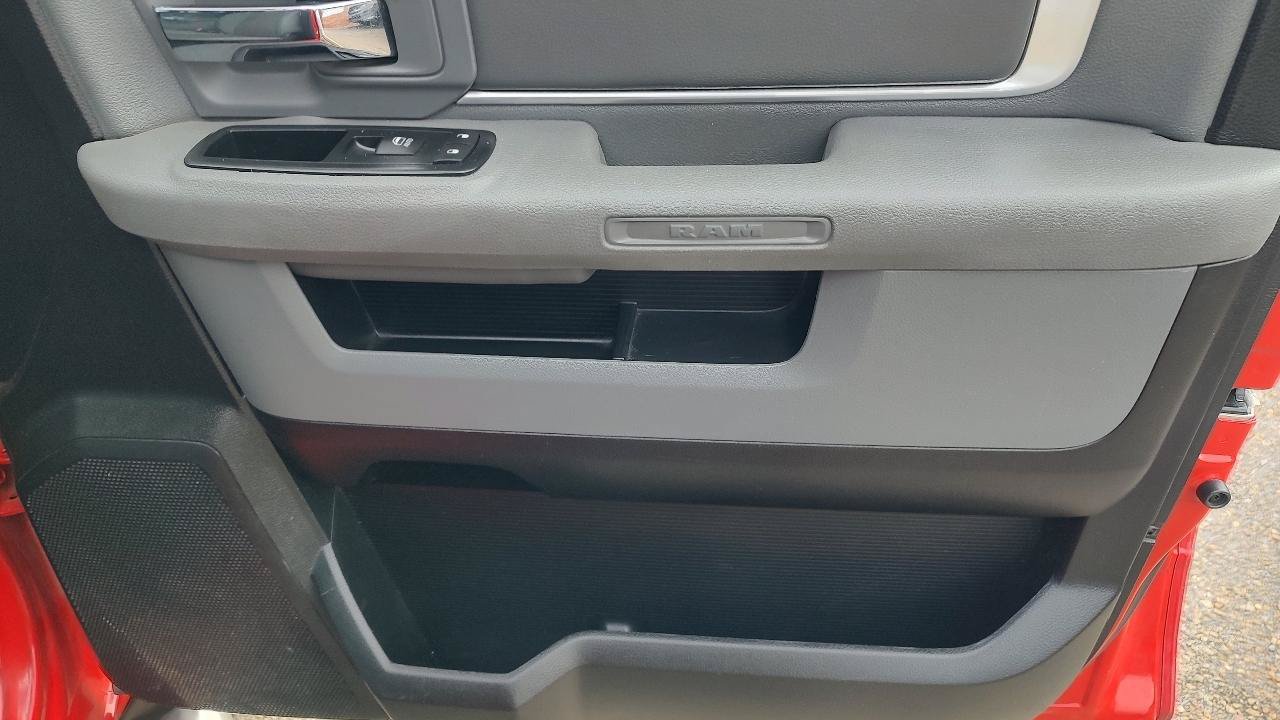 Used 2015 RAM 1500 Big Horn AWD/4WD image 23