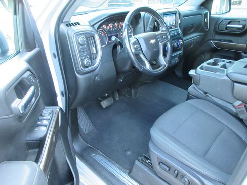 Certified 2019 Chevrolet Silverado 1500 LT w/ All-Star Edition AWD/4WD image 16