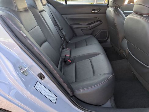 Used 2025 Nissan Altima 2.5 SR w/ SR Premium Package image 29