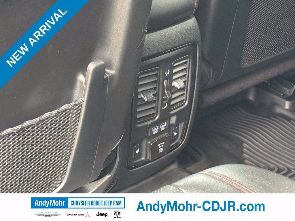 Used 2024 Dodge Durango GT AWD/4WD image 19