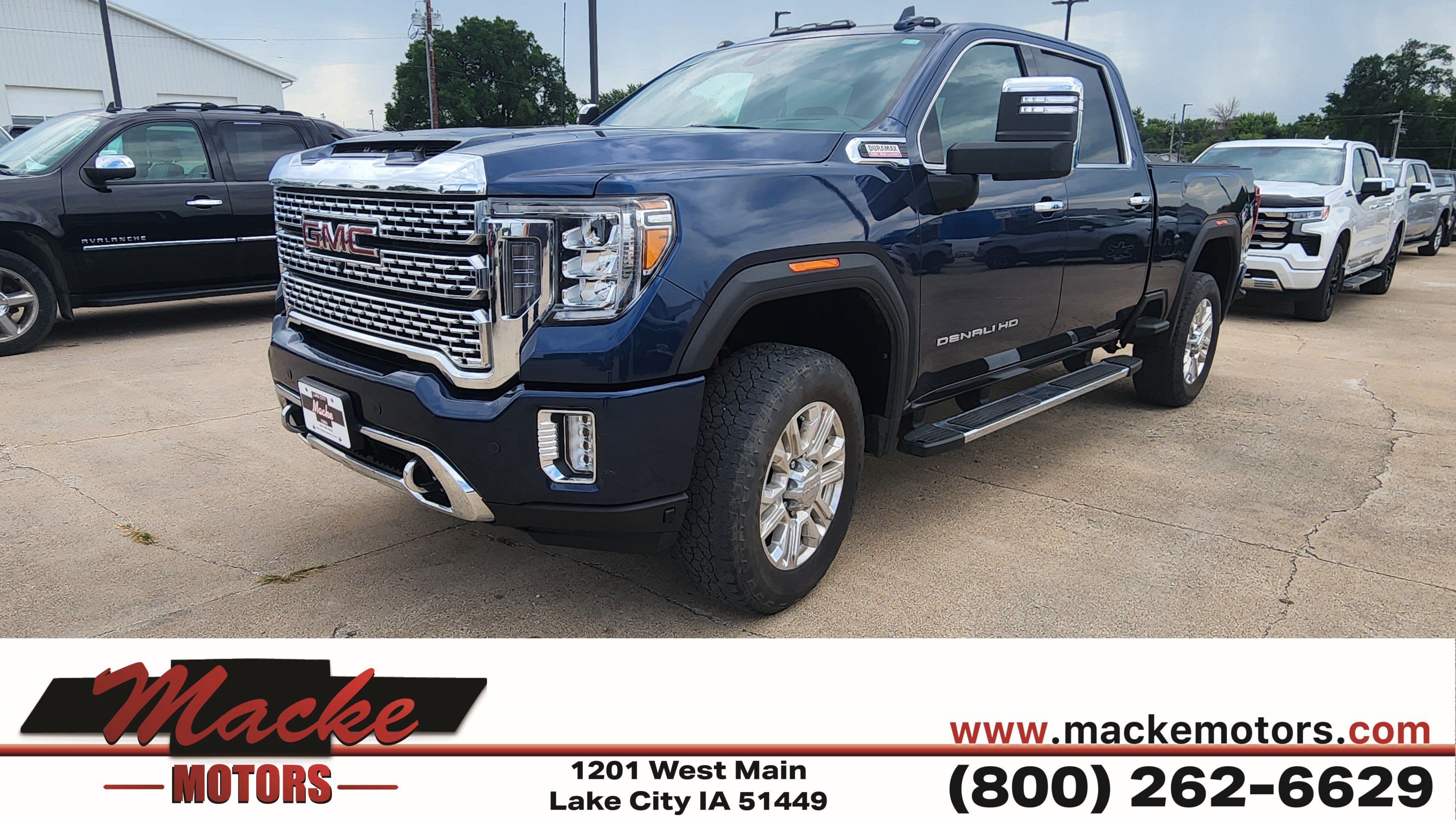 Used 2023 GMC Sierra 2500 Denali w/ Denali Ultimate Package AWD/4WD image 1