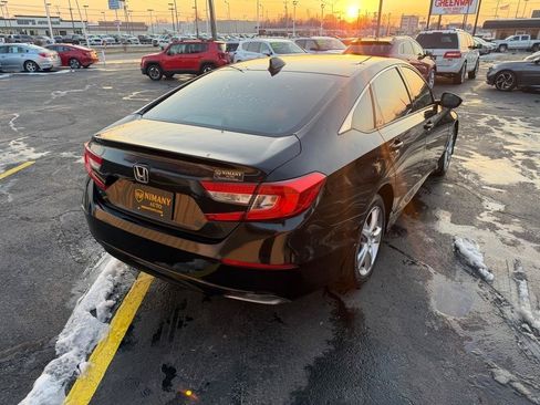 Used 2018 Honda Accord LX image 5