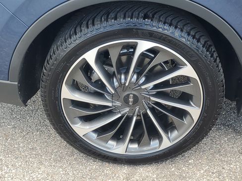 Used 2020 Lincoln Aviator Reserve w/ Equipment Group 202A AWD/4WD image 7