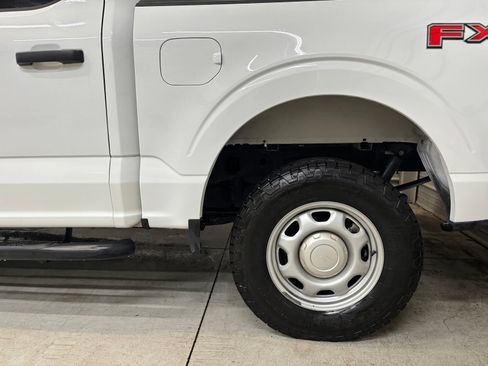 Used 2022 Ford F150 XL w/ FX4 Off-Road Package AWD/4WD image 6