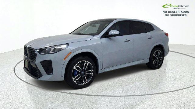 Used 2026 BMW X2 xDrive28i w/ Technology Package AWD/4WD image 3