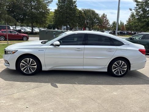 Used 2020 Honda Accord Touring image 10