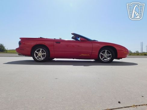 Used 1997 Pontiac Firebird Formula image 13