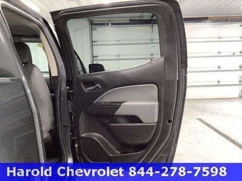 Used 2016 Chevrolet Colorado LT w/ LT Convenience Package image 7