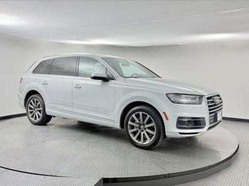 Used 2018 Audi Q7 3.0T Premium Plus AWD/4WD image 11