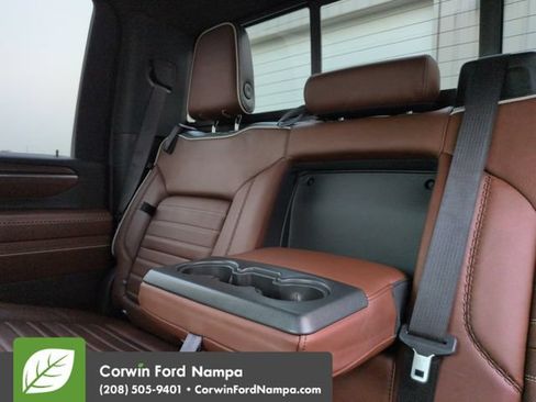 Used 2024 GMC Sierra 3500 Denali Ultimate AWD/4WD image 27