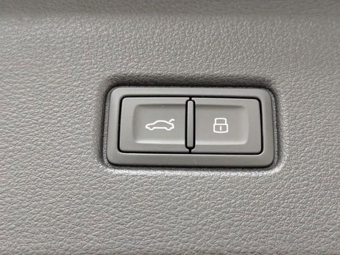 Used 2023 Audi Q5 2.0T Premium Plus w/ Premium Plus Package image 29