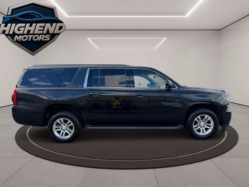 Used 2016 Chevrolet Suburban LS RWD image 7