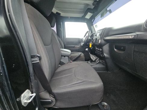 Used 2014 Jeep Wrangler Unlimited Sport w/ Max Tow Package image 14