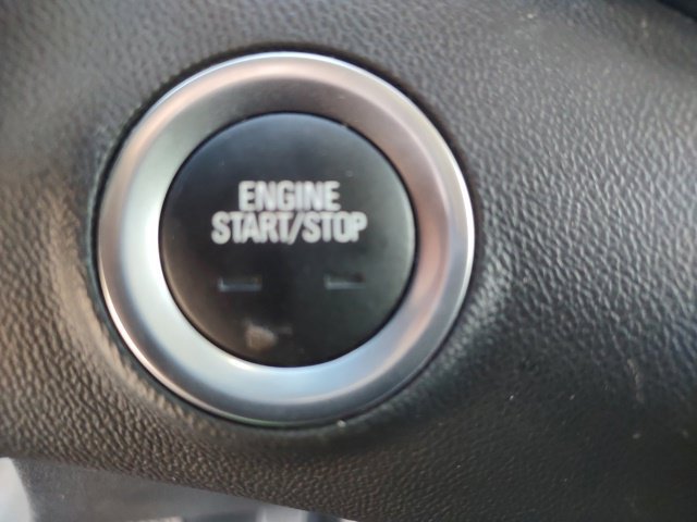 Used 2024 GMC Terrain SLE FWD image 15