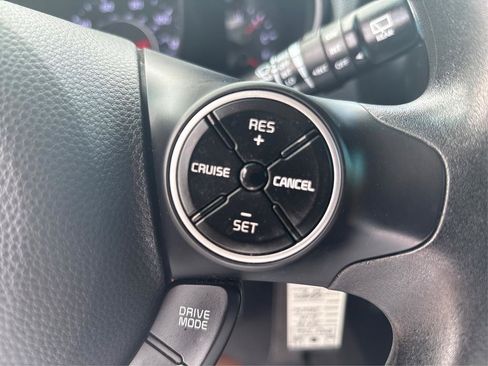 Used 2018 Kia Soul + FWD image 36