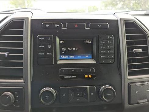 Used 2019 Ford F250 XL w/ Power Equipment Group AWD/4WD image 23