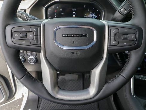 New 2025 GMC Sierra 2500 Denali w/ Denali Reserve Package image 16