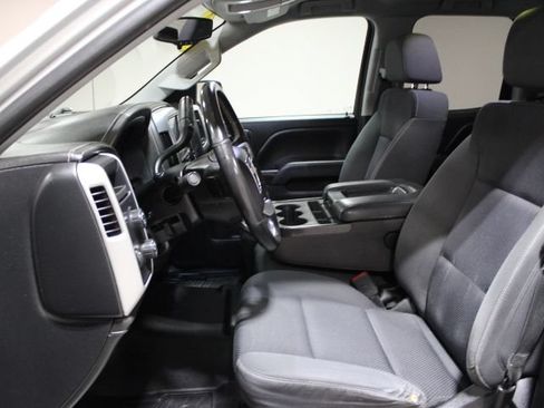 Used 2018 GMC Sierra 1500 SLE w/ SLE Value Package AWD/4WD image 15