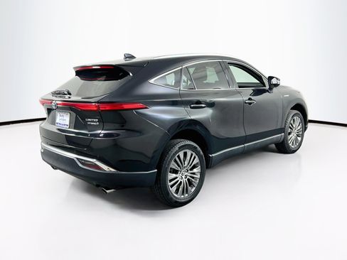 Used 2021 Toyota Venza Limited w/ Advanced Technology Package AWD/4WD image 5