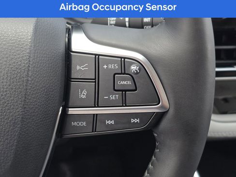 Used 2020 Toyota Highlander Limited image 31